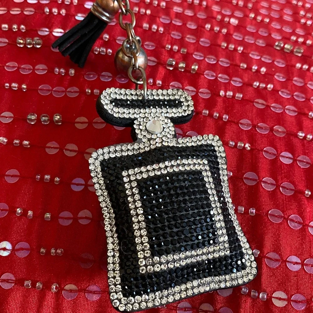 Vintage Sparkling Crystal Black White Key Chain_13